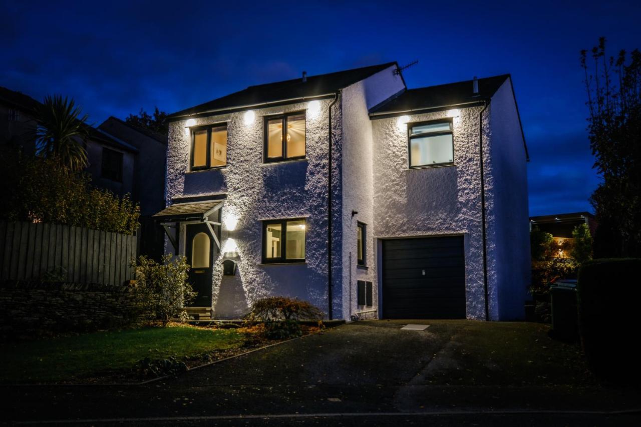Rockside - Luxury 1 Bedroom With Hot Tub, Location, Parking And Pet Friendly Casa vacanze